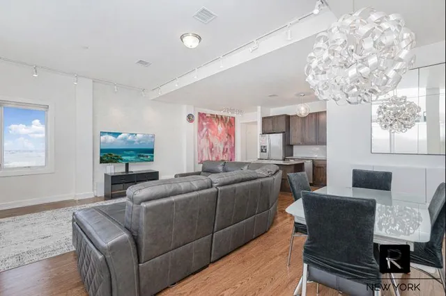 $939,000 | 90 Bay Street Landing, Unit 8D | St. George