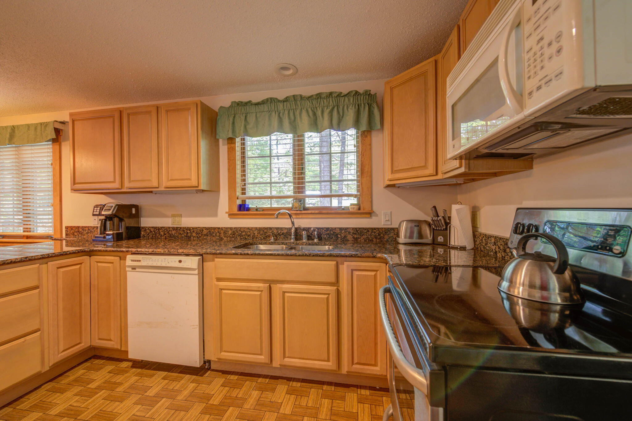22 State Park Road Naples, ME 04055 - Photo 4 of 45 8-web-or-mls-pic-8