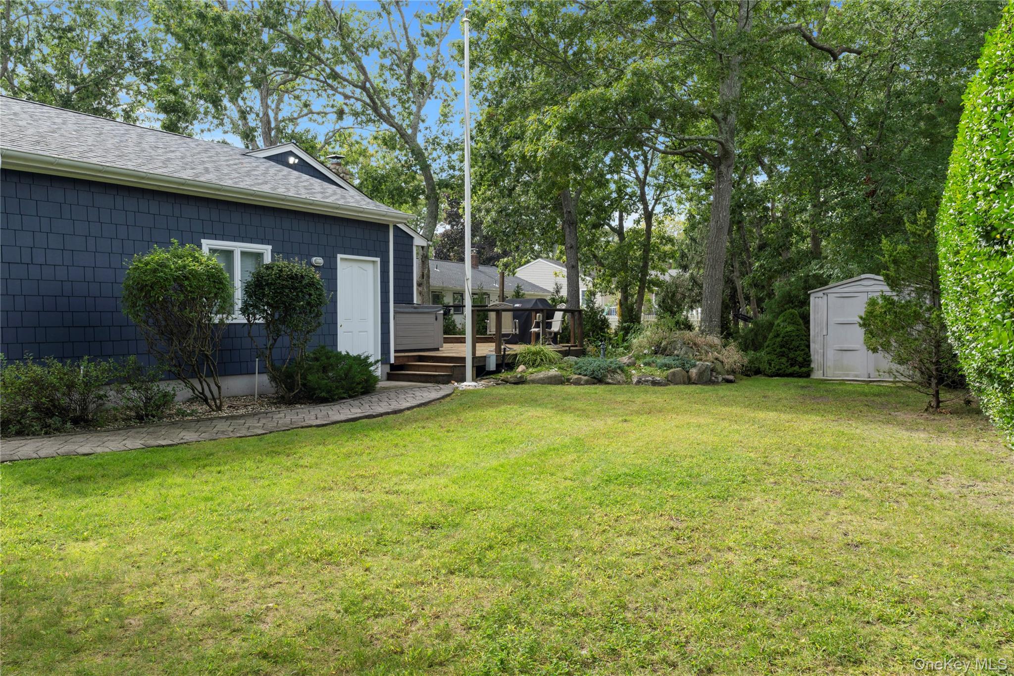 67 Wakeman Road Hampton Bays, NY 11946 - Photo 22 of 26 Gallery Image 22