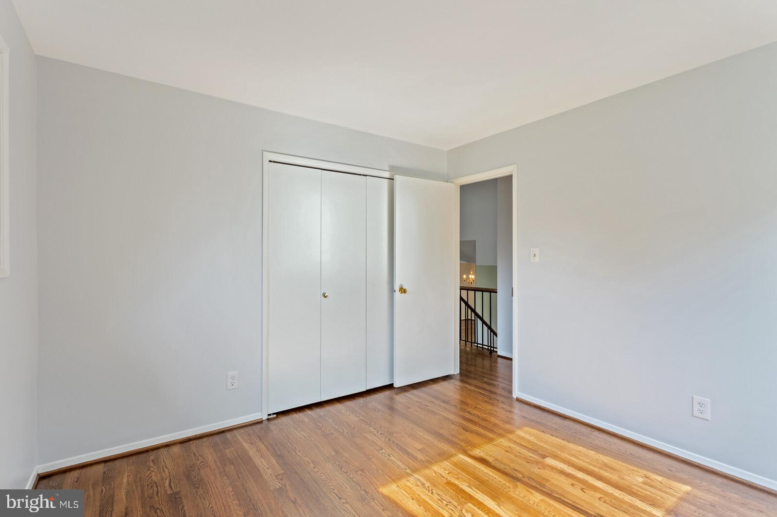 4132 Roberts Road Fairfax, VA 22030 - Photo 16 of 32 Upper Level: Bedroom 3