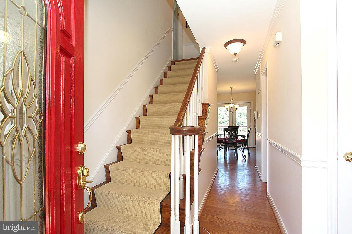 4205 Gregg Road Brookeville, MD 20833 - Photo 3 of 30 Foyer