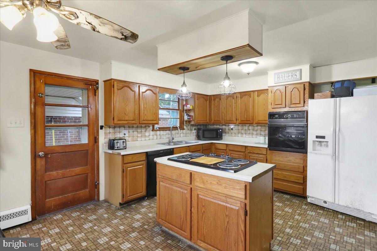 1135 Elverson Road Morgantown, PA 19543 - Photo 8 of 26 Gallery Image 8