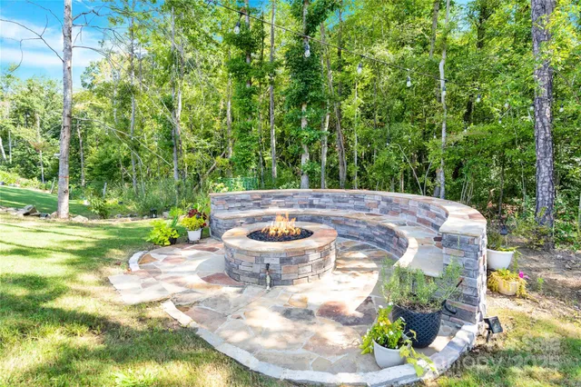 $652,900 | 7021 Fauna Drive, Charlotte, NC 28215