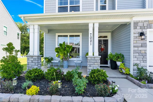 $652,900 | 7021 Fauna Drive, Charlotte, NC 28215