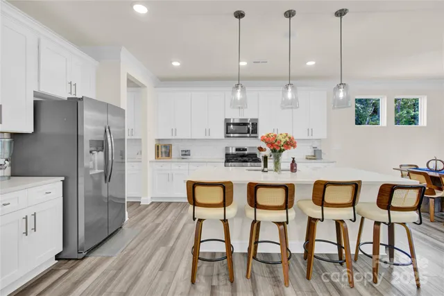 $652,900 | 7021 Fauna Drive, Charlotte, NC 28215