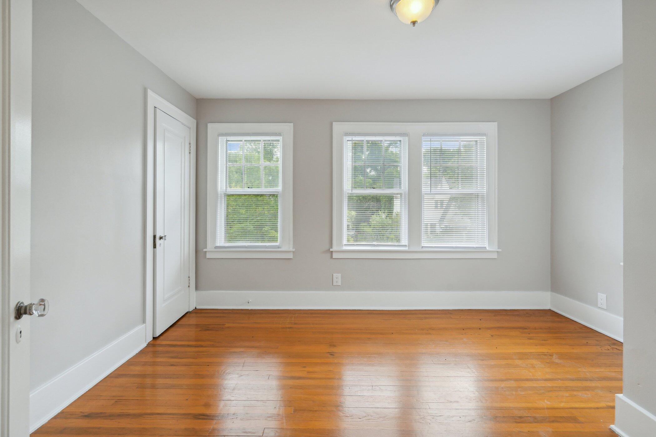 170 Chippewa Road Pontiac, MI 48341 - Photo 20 of 33 170-Chippewa-Rd-Pontiac-MI-48341-WindowS