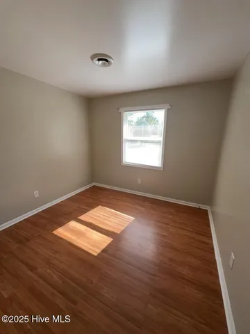 $1,300 | 415 Sterling Road, Jacksonville, NC 28546