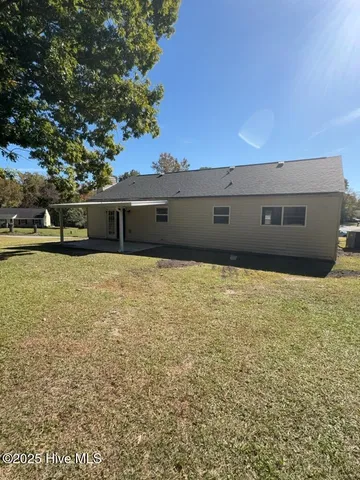 $1,300 | 415 Sterling Road, Jacksonville, NC 28546