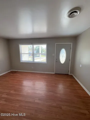 $1,300 | 415 Sterling Road, Jacksonville, NC 28546