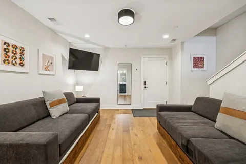 $1,549,999 | 1332 3rd Avenue North, Nashville, TN 37208