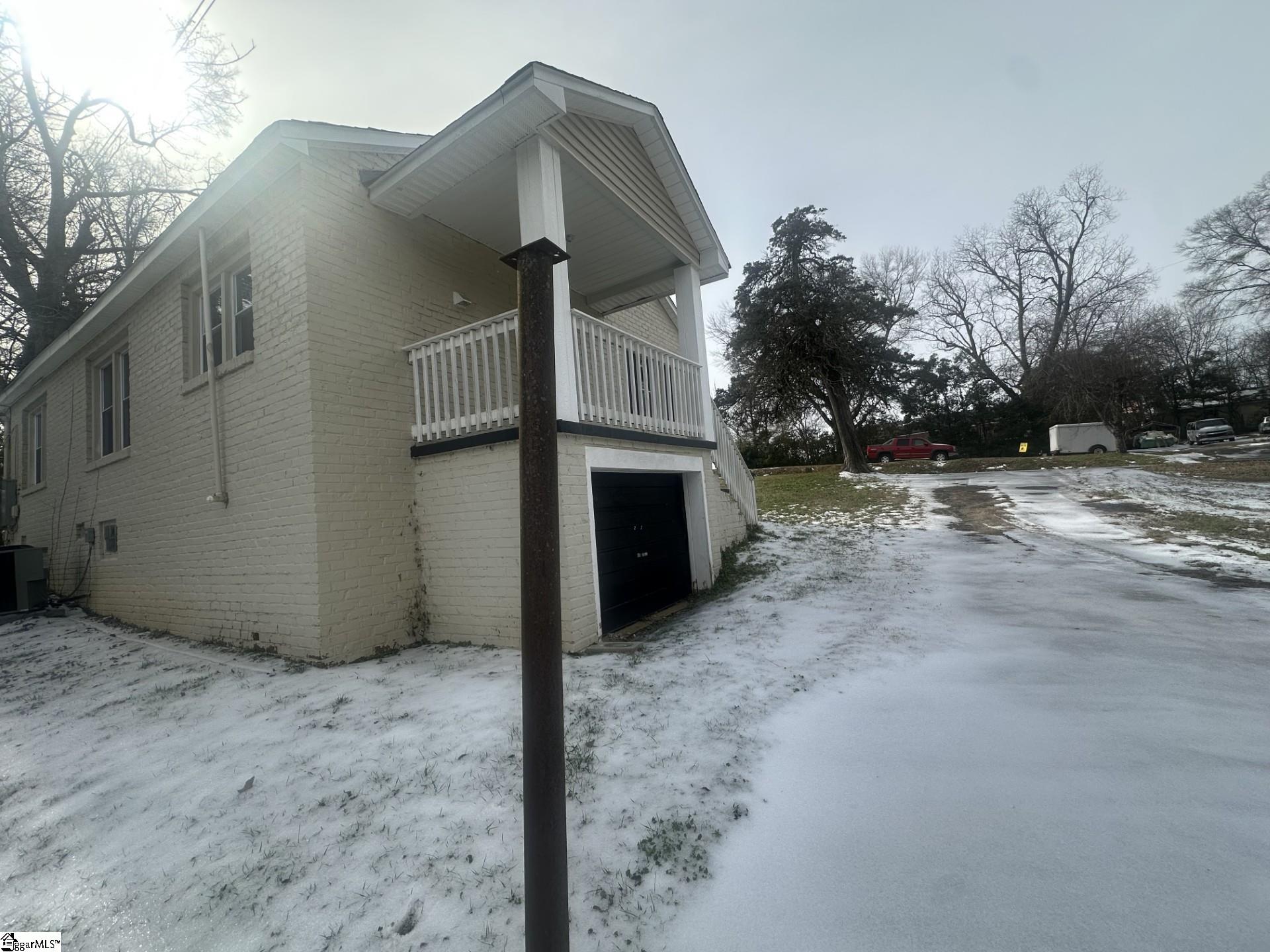 103 East Front Street Liberty, SC 29657 - Photo 2 of 10