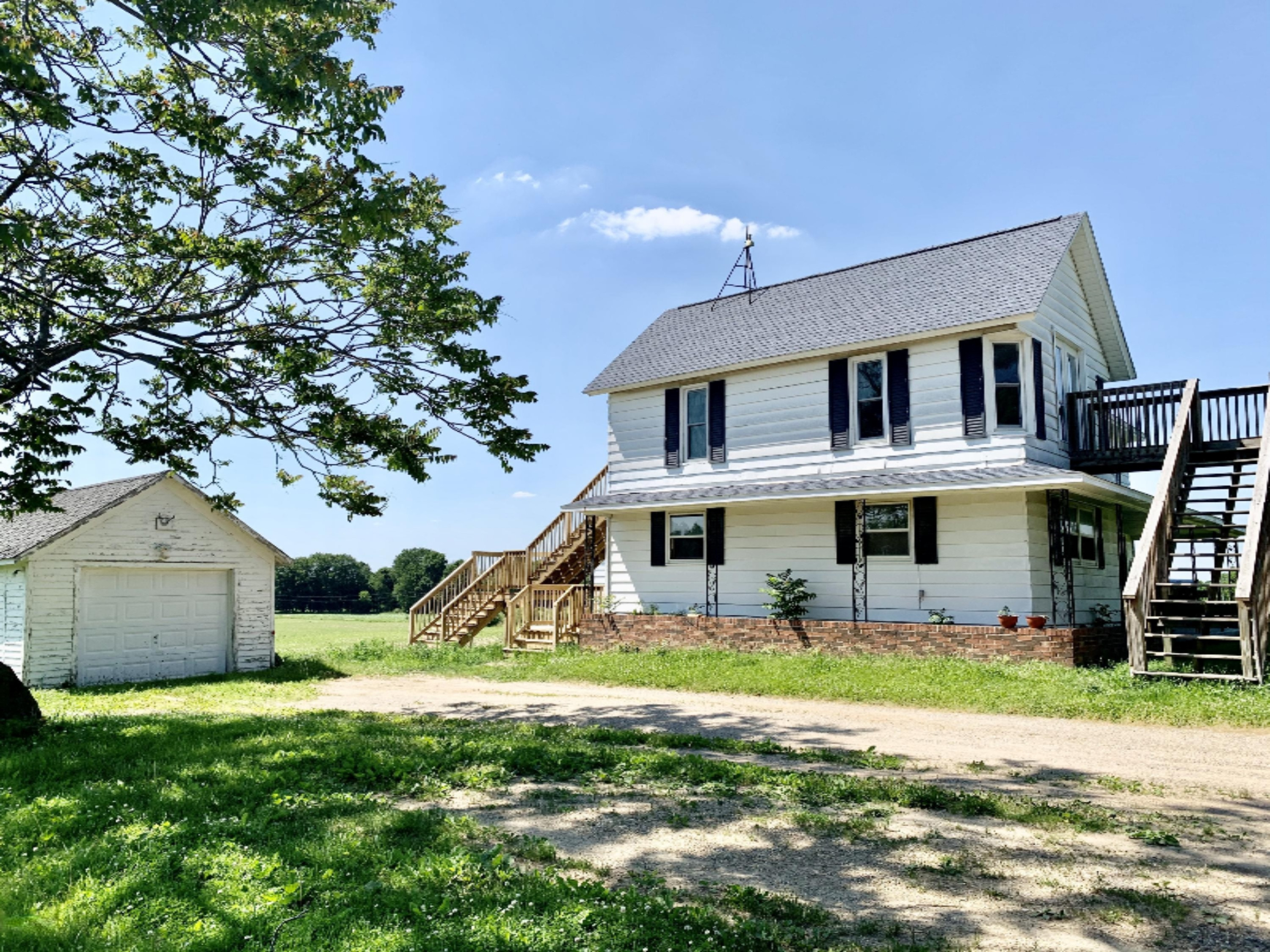 9084 South Alger Road Perrinton, MI 48871 - Photo 29 of 33 Side