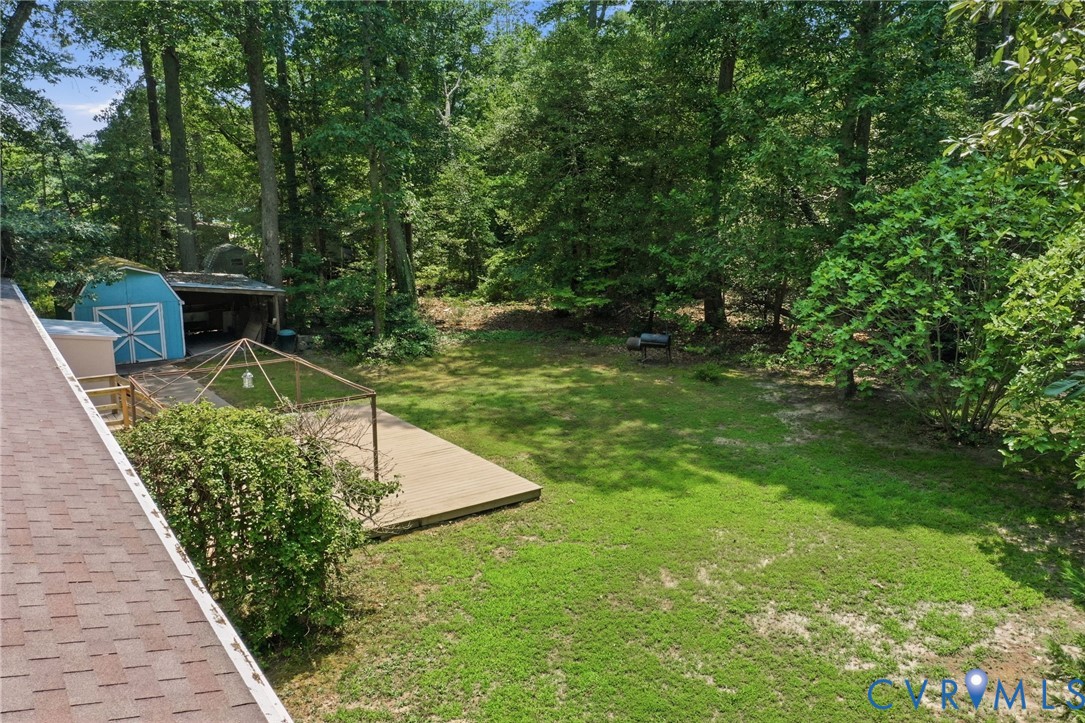 517 Crittenden Road Deltaville, VA 23043 - Photo 5 of 42