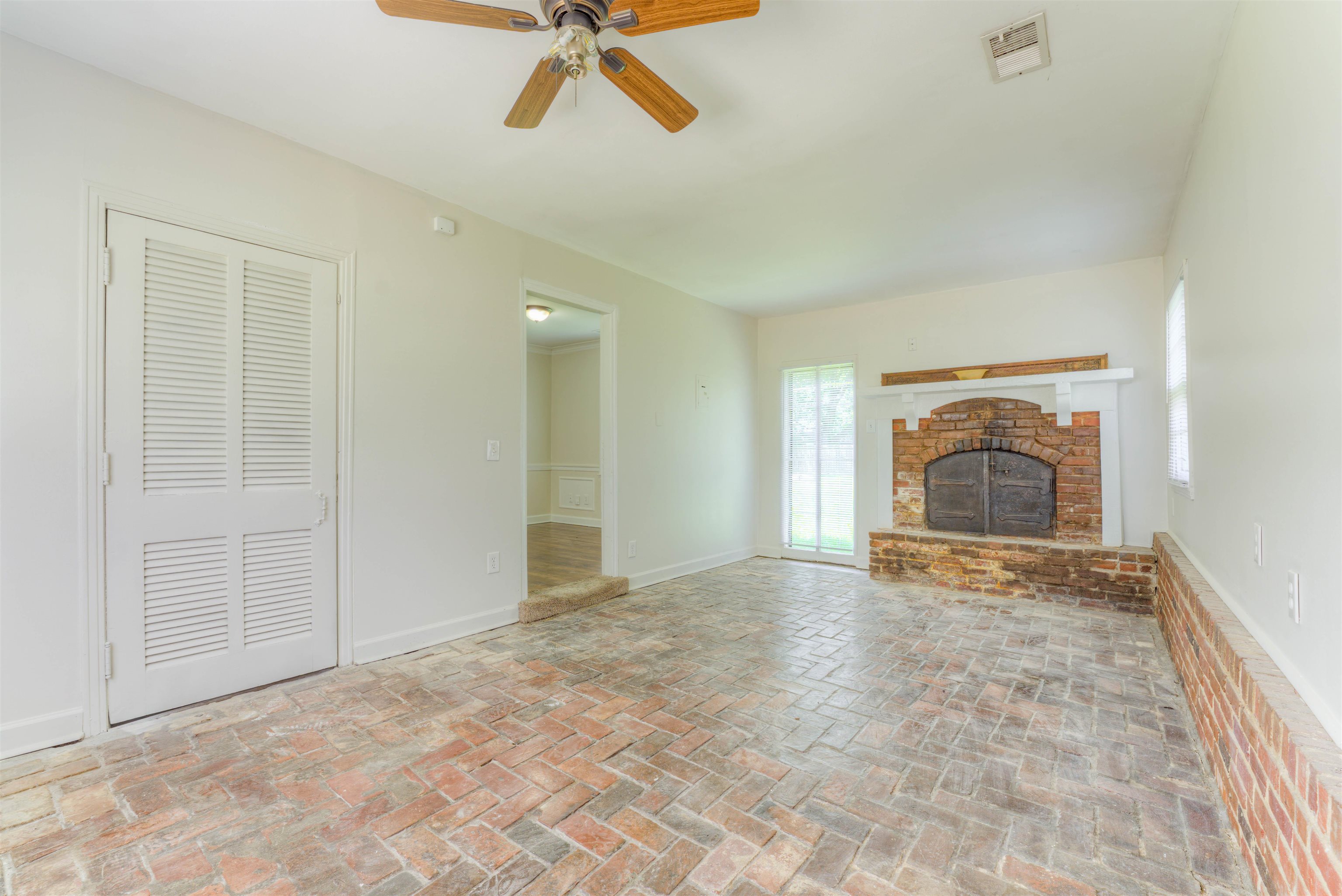 1261 West Perkins Road Memphis, TN 38117 - Photo 8 of 35 Gallery Image 8