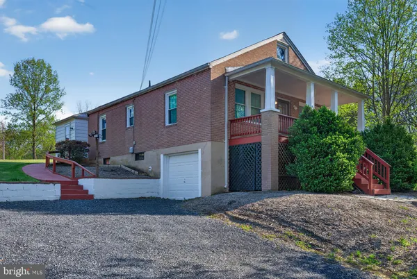 $310,000 | 6156 Stonewall Jackson Highway, Front Royal, VA 22630