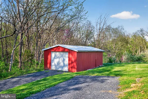 $310,000 | 6156 Stonewall Jackson Highway, Front Royal, VA 22630