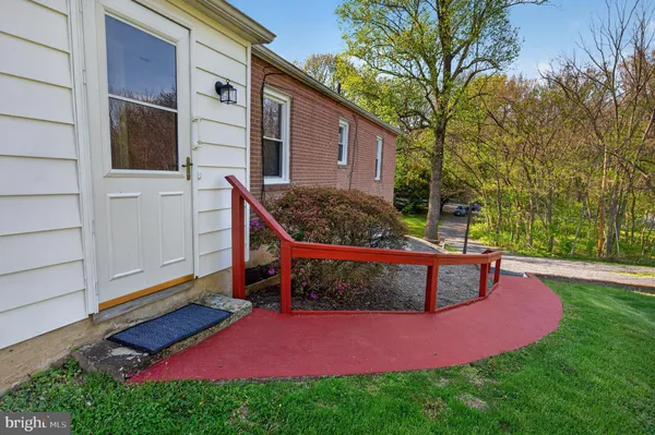 $310,000 | 6156 Stonewall Jackson Highway, Front Royal, VA 22630