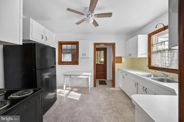 $310,000 | 6156 Stonewall Jackson Highway, Front Royal, VA 22630