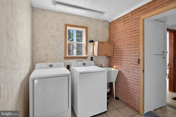 $310,000 | 6156 Stonewall Jackson Highway, Front Royal, VA 22630