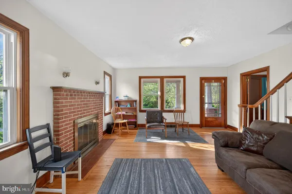 $310,000 | 6156 Stonewall Jackson Highway, Front Royal, VA 22630