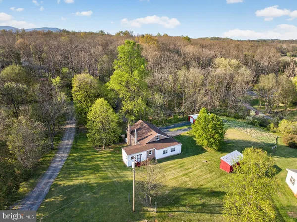 $310,000 | 6156 Stonewall Jackson Highway, Front Royal, VA 22630