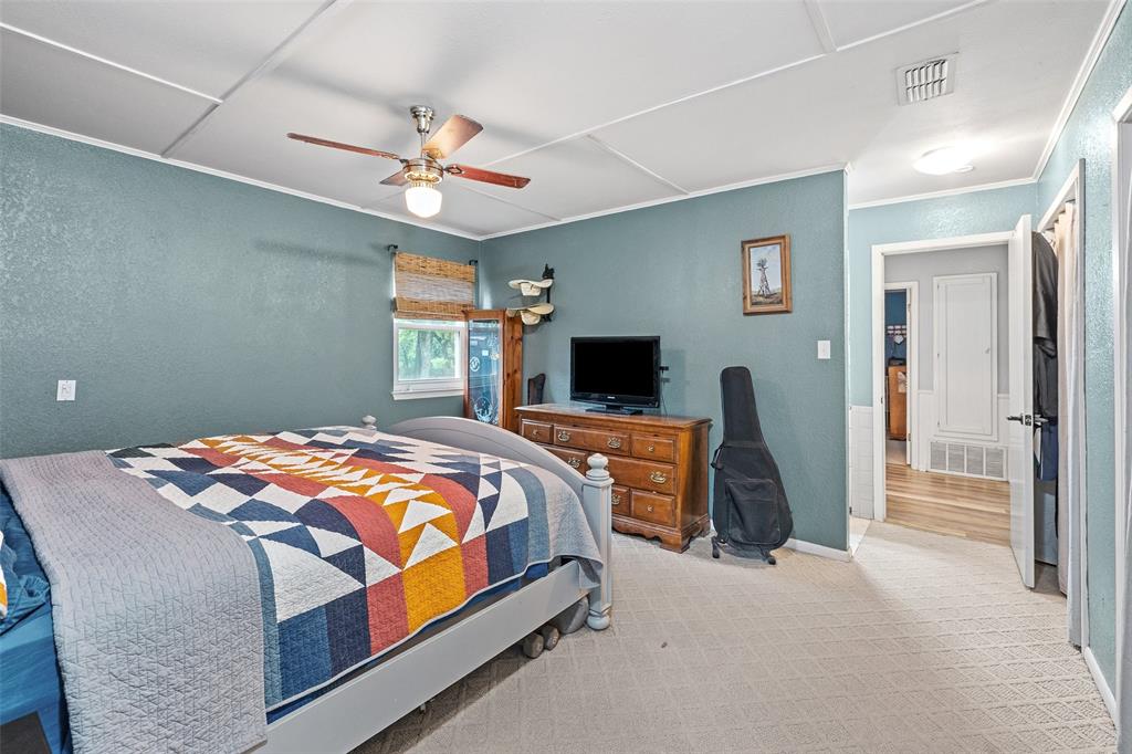 4111 Davis Road Granbury, TX 76049 - Photo 22 of 33