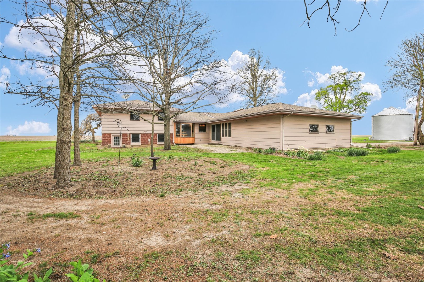 2279 East 500th Road North Paxton, IL 60957 - Photo 33 of 40 Gallery Image 33