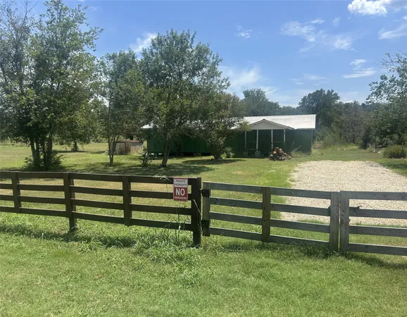 $159,000 | 2175 Old Highway 20, Paige, TX 78659