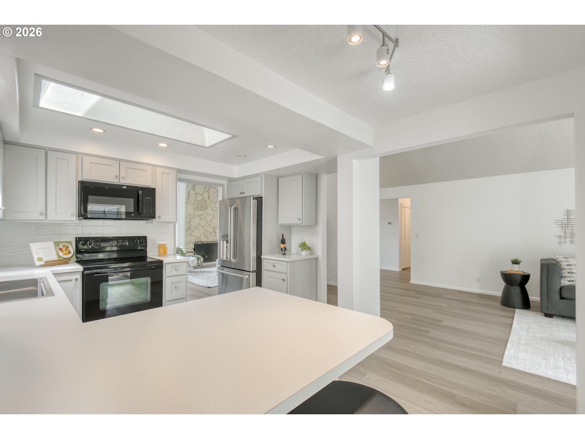 9685 Southwest Hialeah Drive Beaverton, OR 97008 - Photo 11 of 41