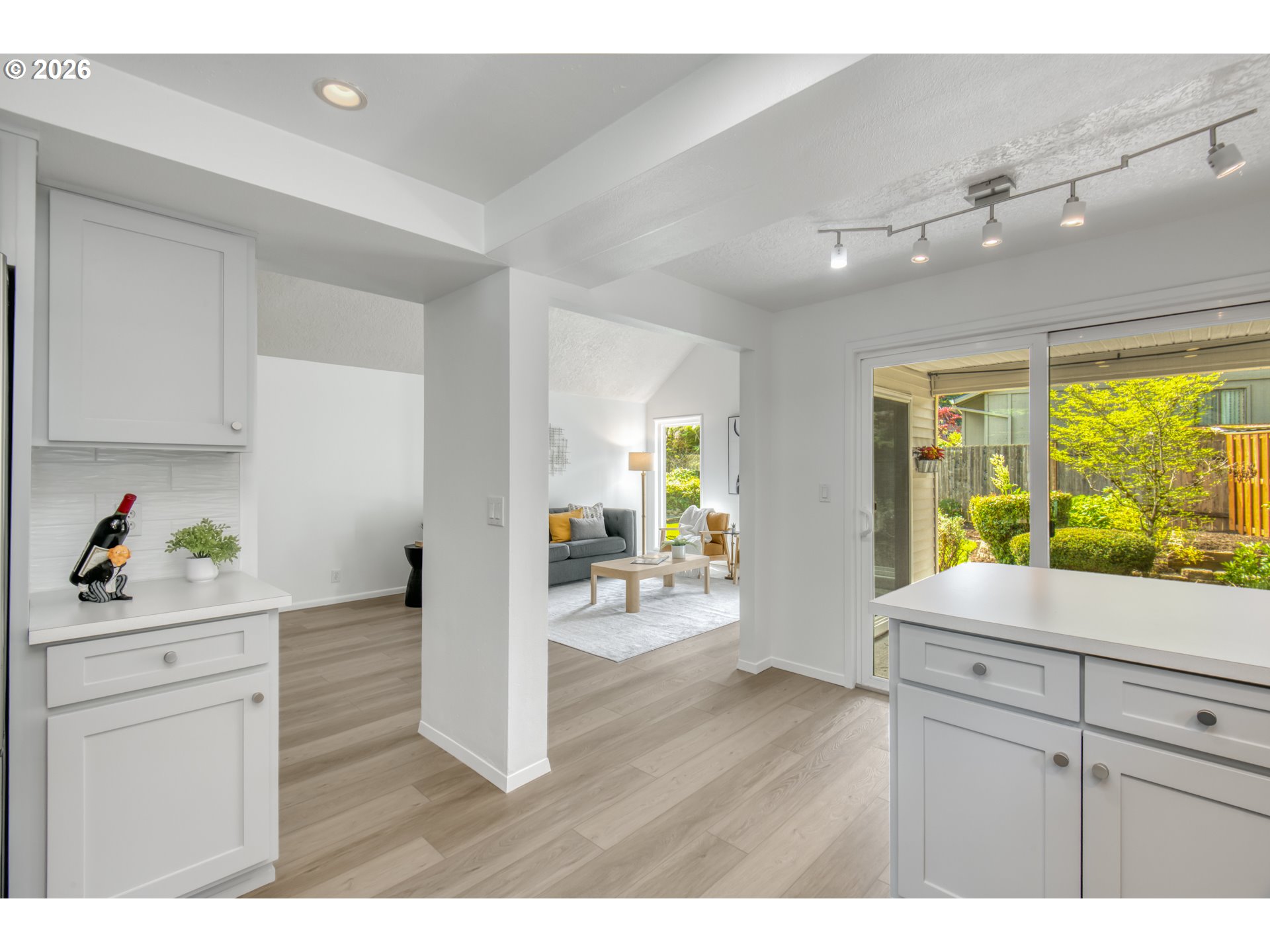 9685 Southwest Hialeah Drive Beaverton, OR 97008 - Photo 12 of 41