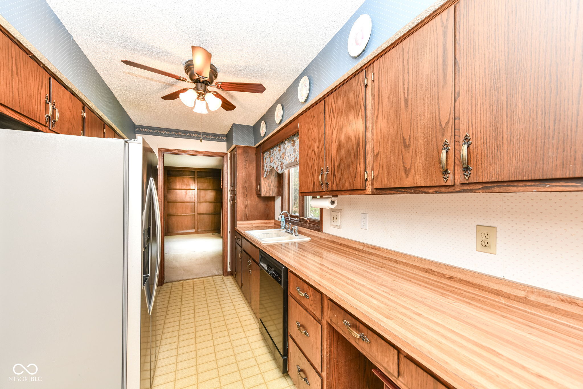 12346 Brompton Road Carmel, IN 46033 - Photo 13 of 30