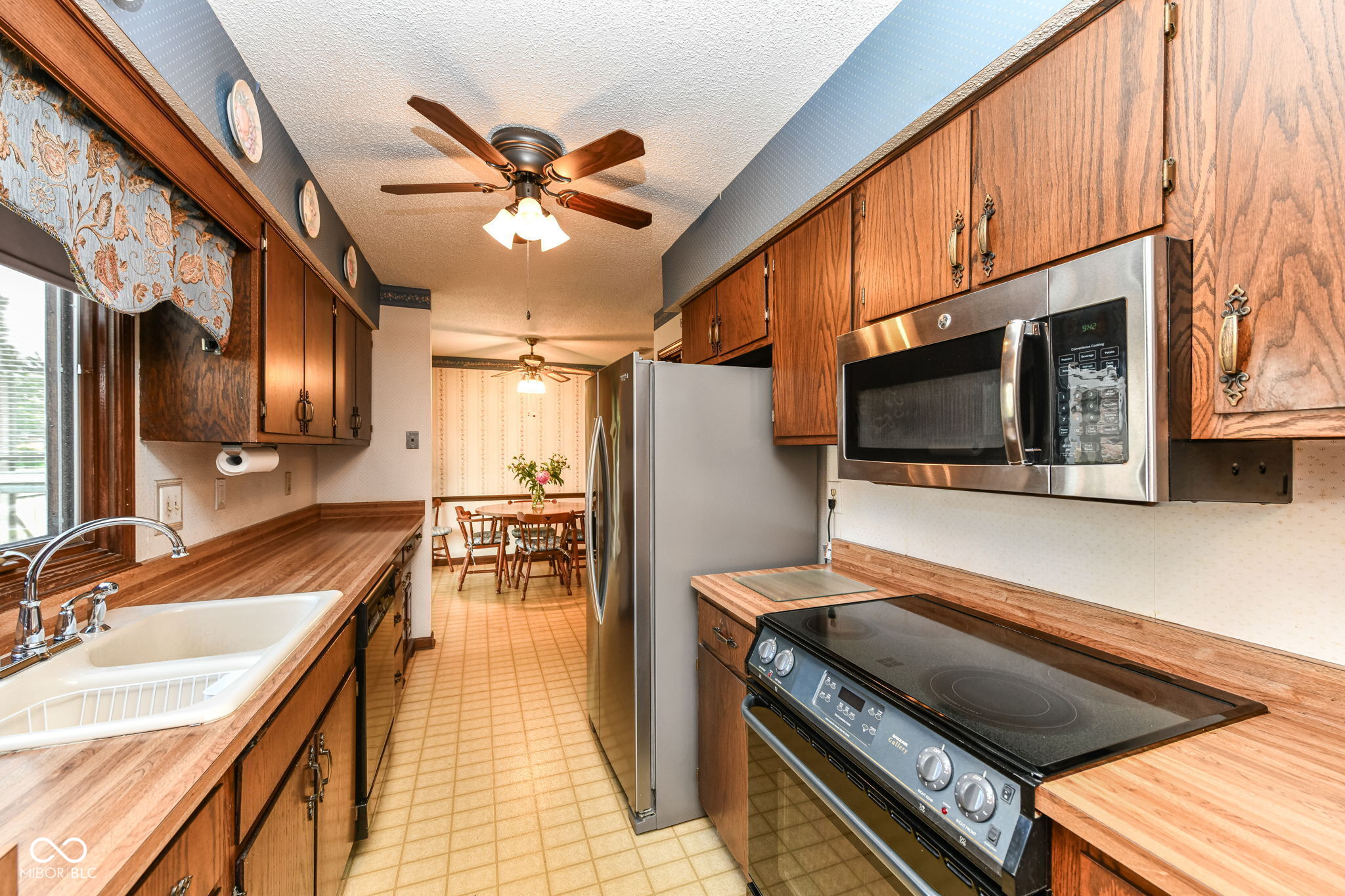 12346 Brompton Road Carmel, IN 46033 - Photo 10 of 30