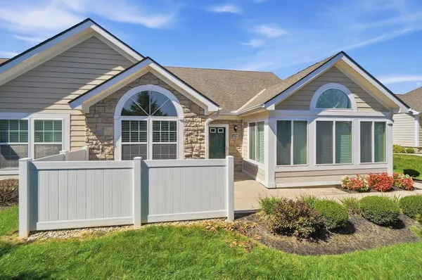 $289,900 | 4706 Cobblestone Drive, Tipp City, OH 45371