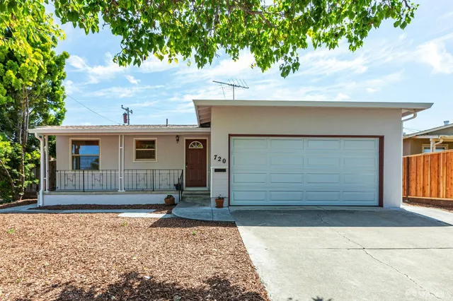 $4,500 | 720 Santa Paula Avenue, Sunnyvale, CA 94085