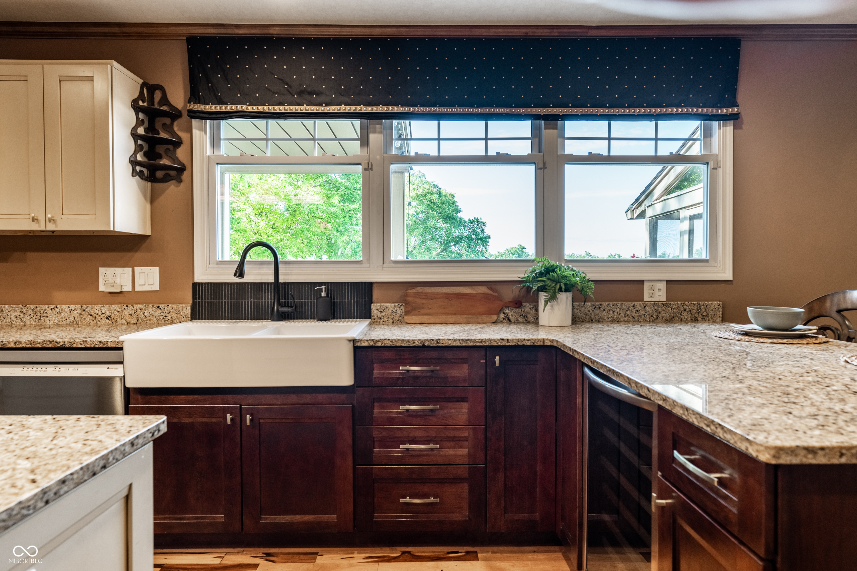 5225 Fall Creek Road Indianapolis, IN 46220 - Photo 26 of 57