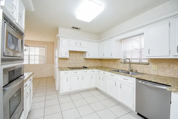 $2,500 | 910 Shillington Drive, Katy, TX 77450