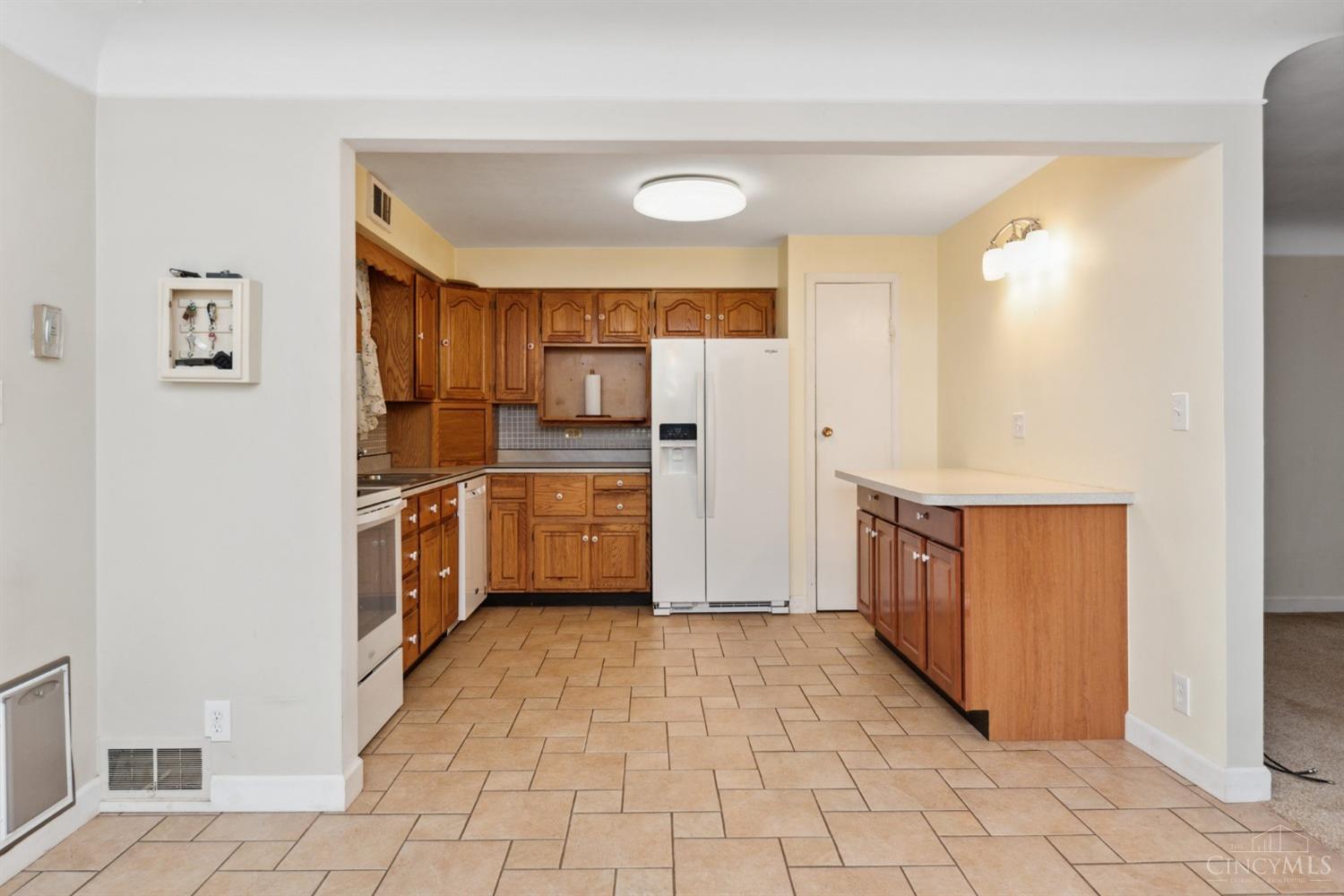 4644 Aston Road Cincinnati, OH 45244 - Photo 14 of 33