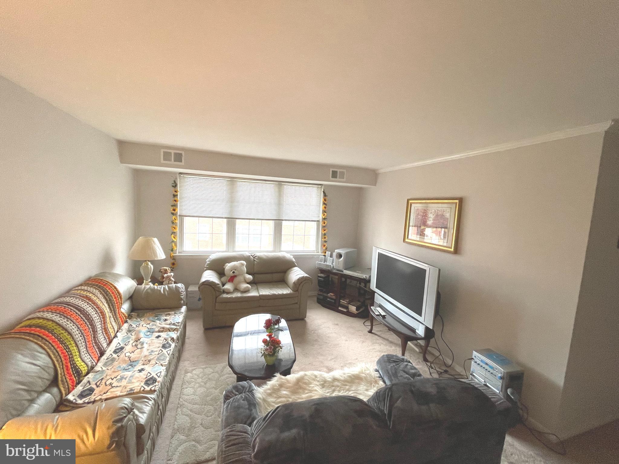 822 South Avenue, Unit N11 Secane, PA 19018 - Photo 3 of 14