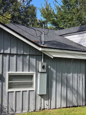 a view of backyard with green space