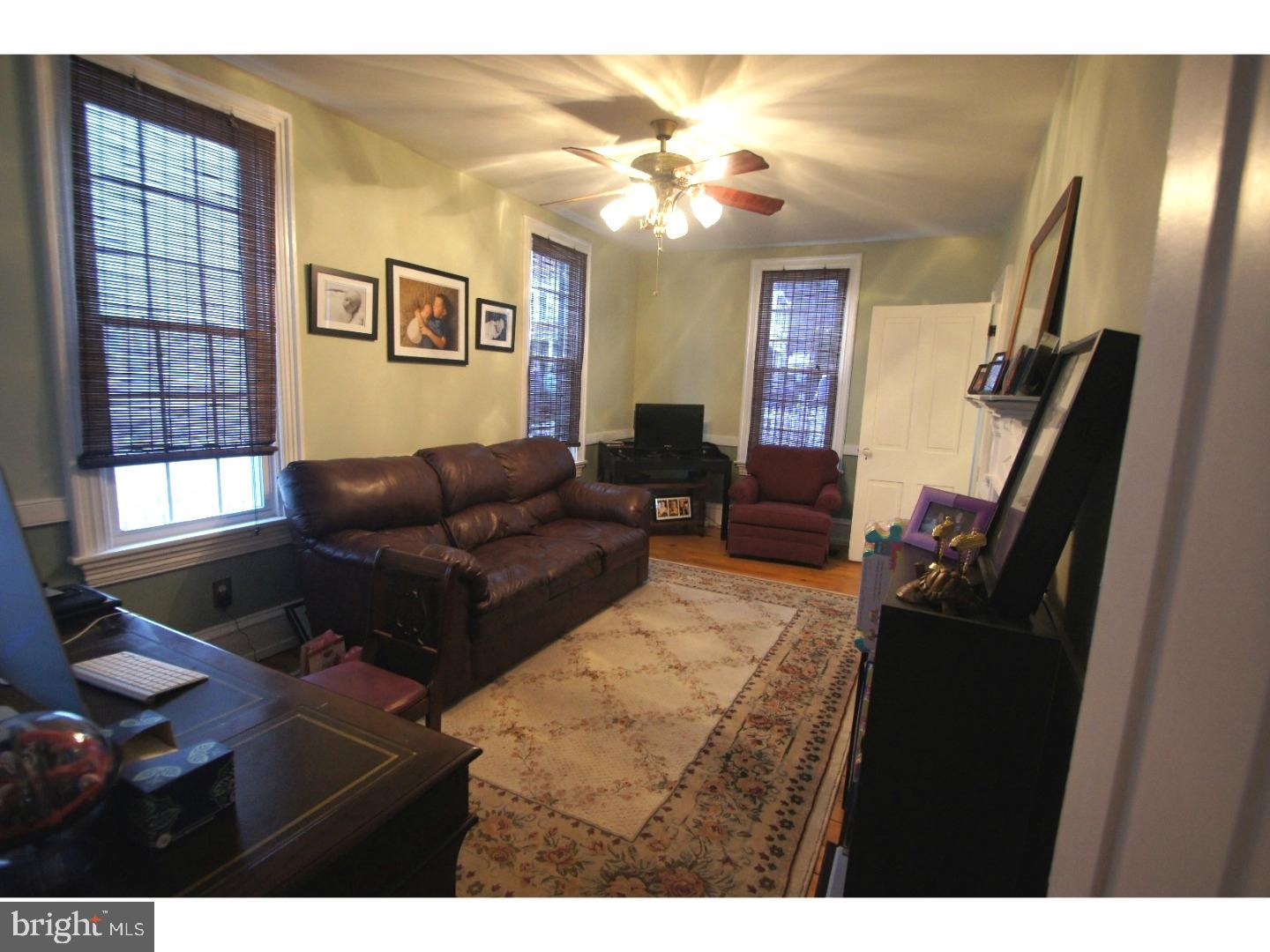 1431 Friedensburg Road Reading, PA 19606 - Photo 5 of 22 Living Room