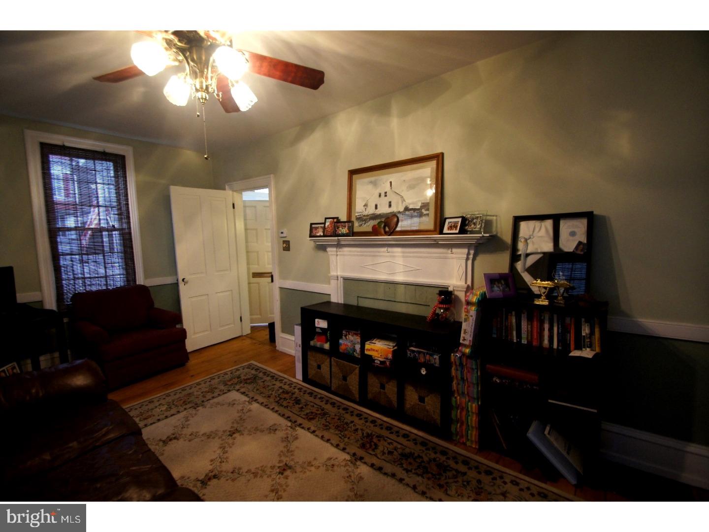 1431 Friedensburg Road Reading, PA 19606 - Photo 6 of 22 Living Room