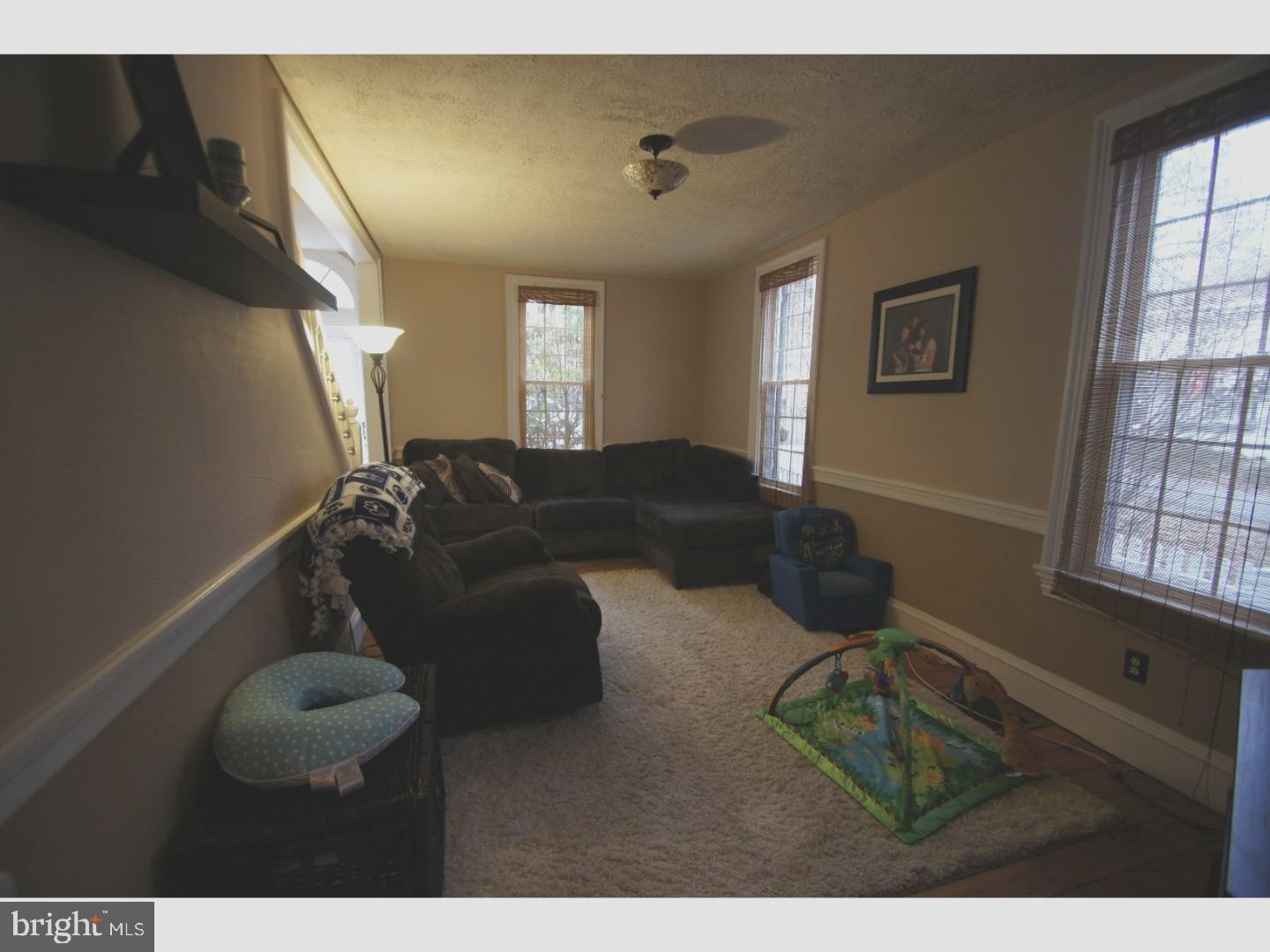 1431 Friedensburg Road Reading, PA 19606 - Photo 7 of 22 Family Room