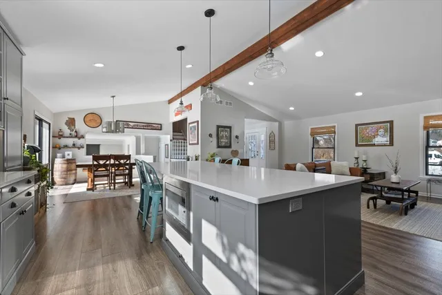 $715,000 | 21032 North Crestview Drive, Barrington, IL 60010