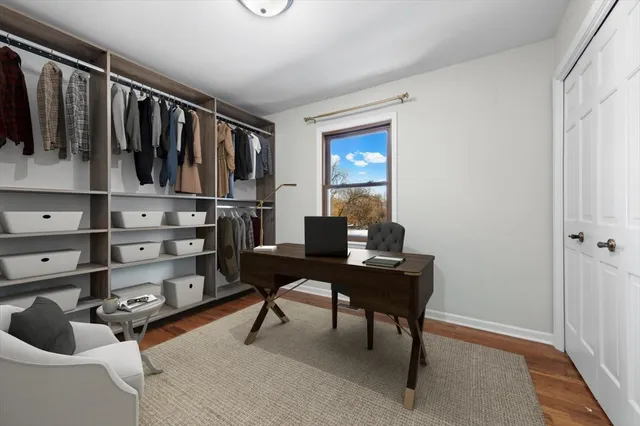 $715,000 | 21032 North Crestview Drive, Barrington, IL 60010