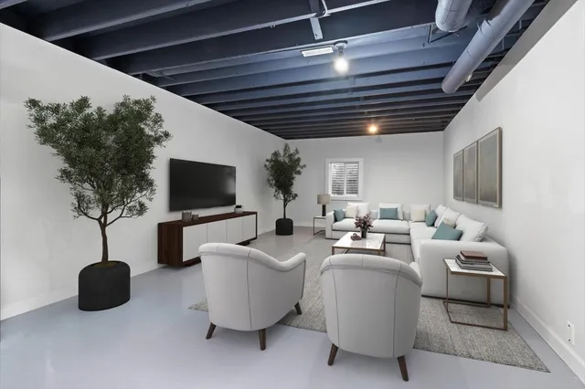 $715,000 | 21032 North Crestview Drive, Barrington, IL 60010