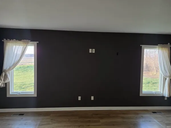 $379,500 | 2295 Highway 6, Waterloo, IN 46793