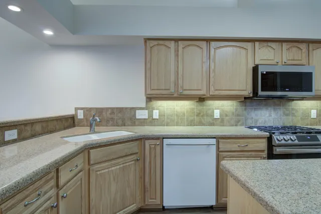 $474,900 | 91 Deerwood Court, Hudson, WI 54016