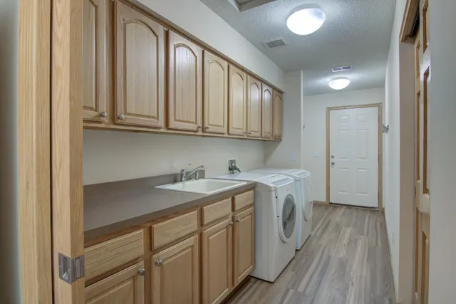 $474,900 | 91 Deerwood Court, Hudson, WI 54016