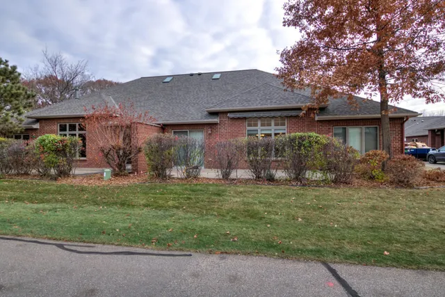 $474,900 | 91 Deerwood Court, Hudson, WI 54016