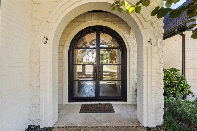 a view of house with a swimming pool
